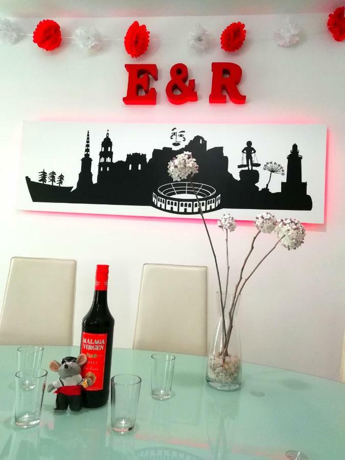 Apartamento E&R Malaga Centro- Parking Gratis Экстерьер фото