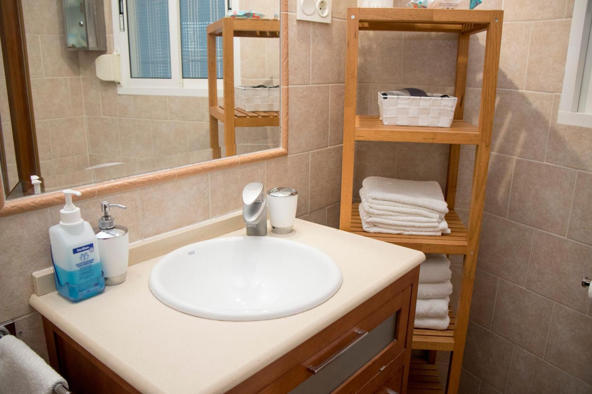 Apartamento E&R Malaga Centro- Parking Gratis Экстерьер фото