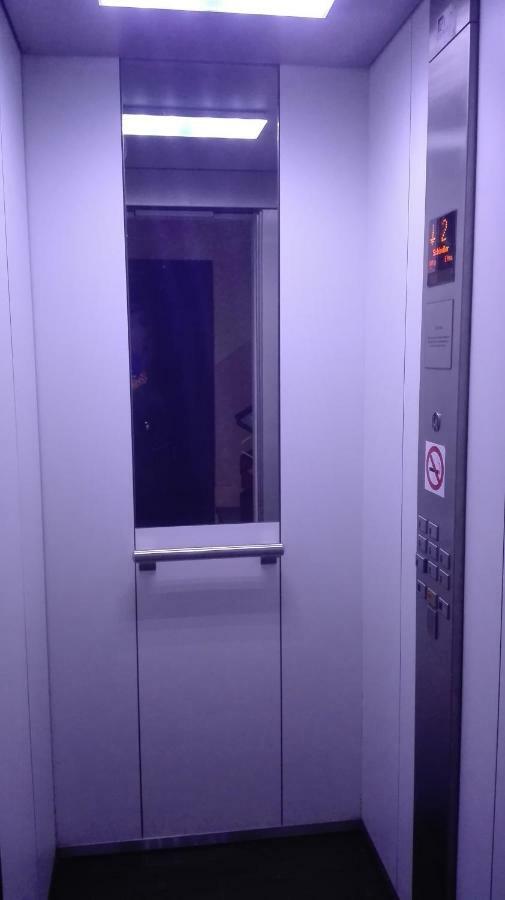 Apartamento E&R Malaga Centro- Parking Gratis Экстерьер фото